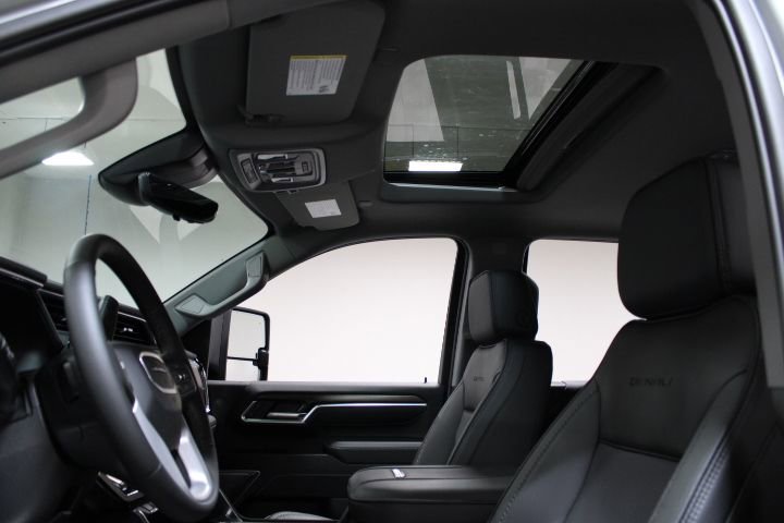 New 2026 GMC Sierra 2500 Denali w/ Denali Reserve Package image 4