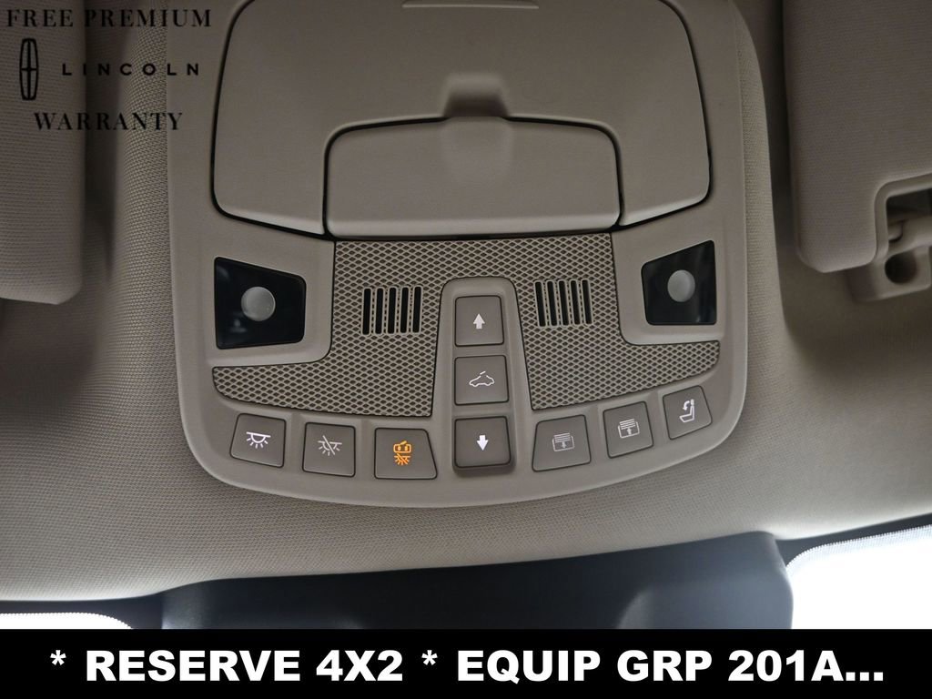 Used 2022 Lincoln Navigator Reserve image 19