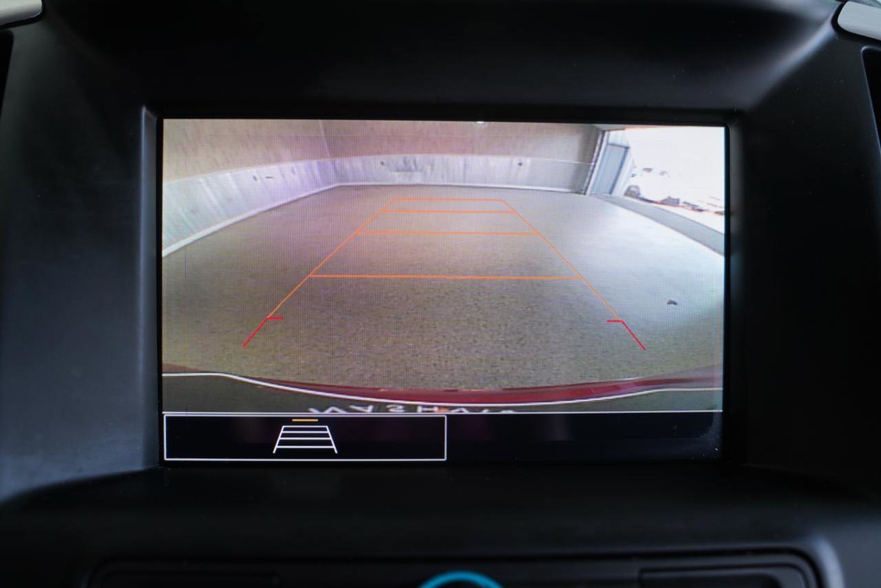 Used 2023 GMC Terrain SLE w/ Driver Convenience Package FWD image 19