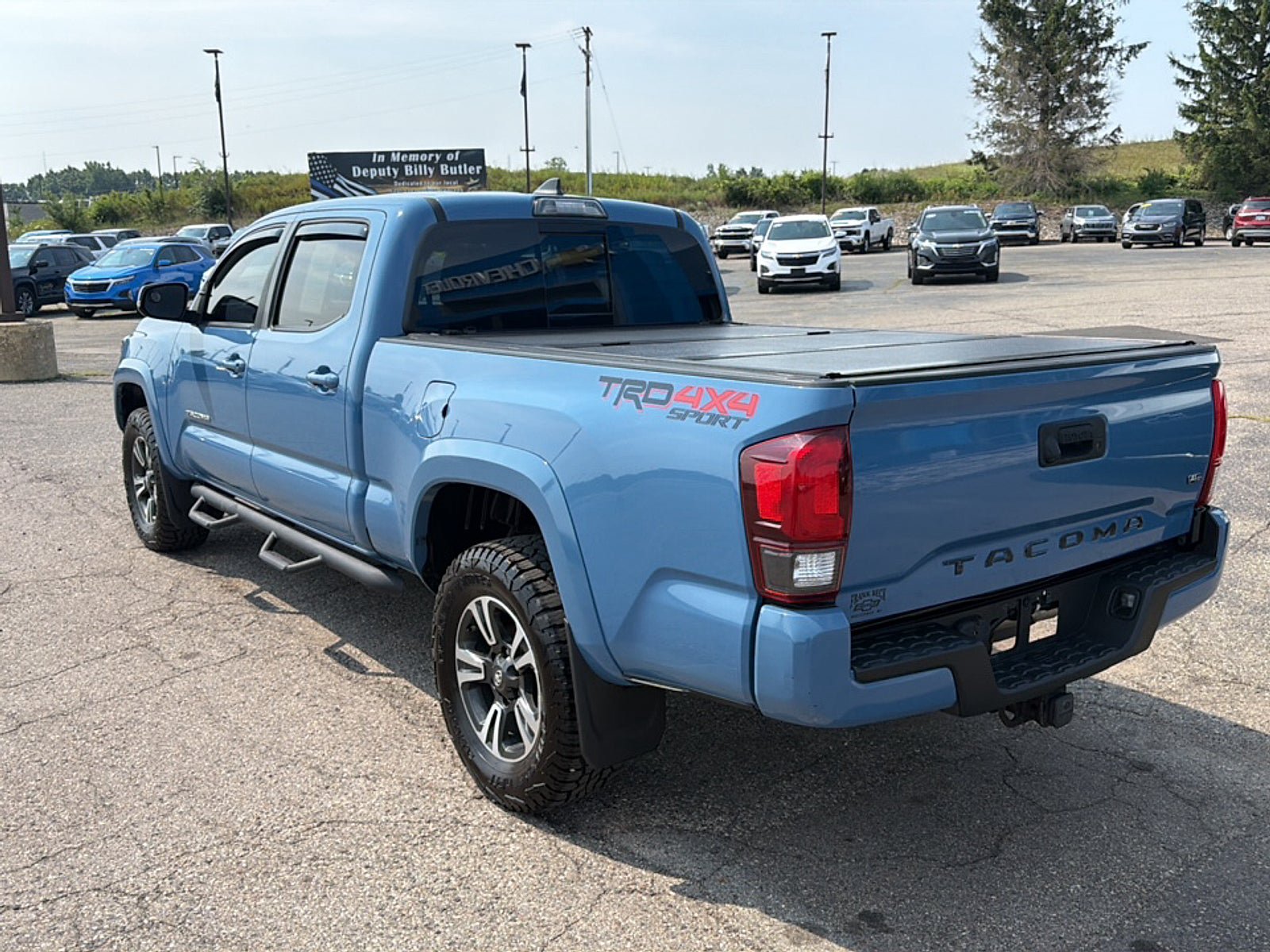 Used 2019 Toyota Tacoma SR5 AWD/4WD image 6