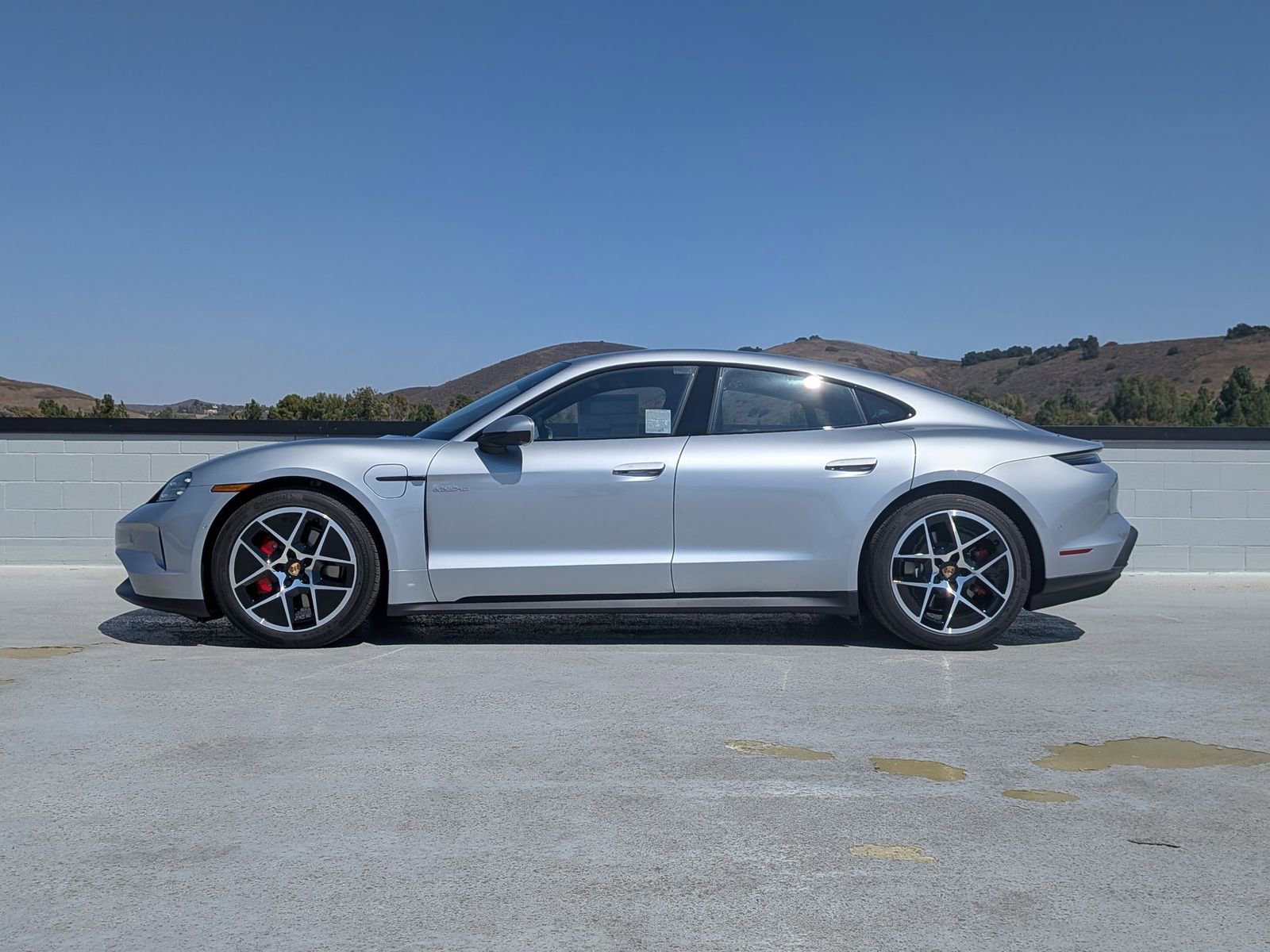 Certified 2026 Porsche Taycan 4S image 2