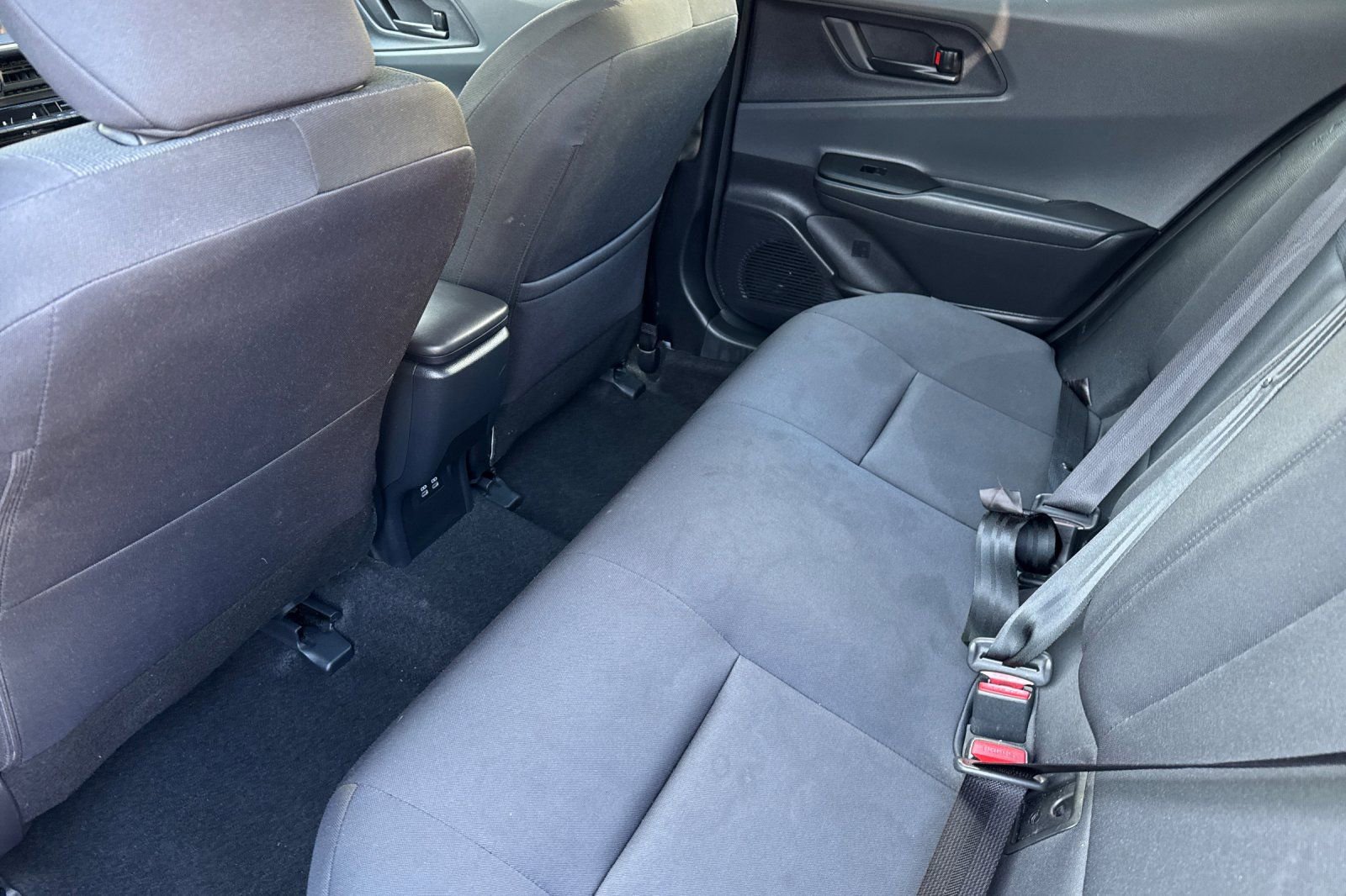 Used 2024 Toyota Prius LE image 13