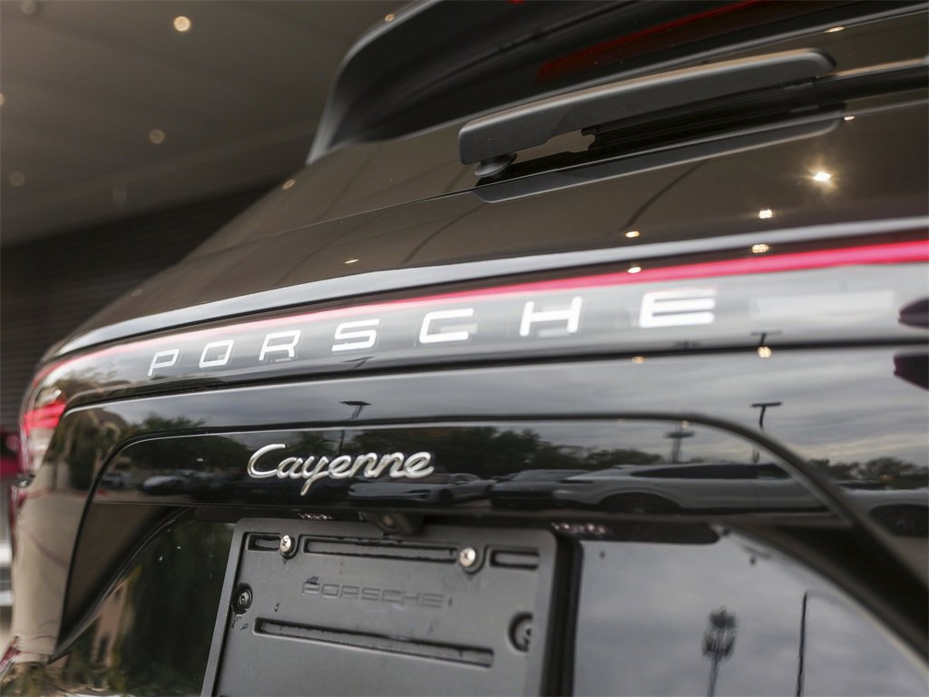 Certified 2023 Porsche Cayenne image 13