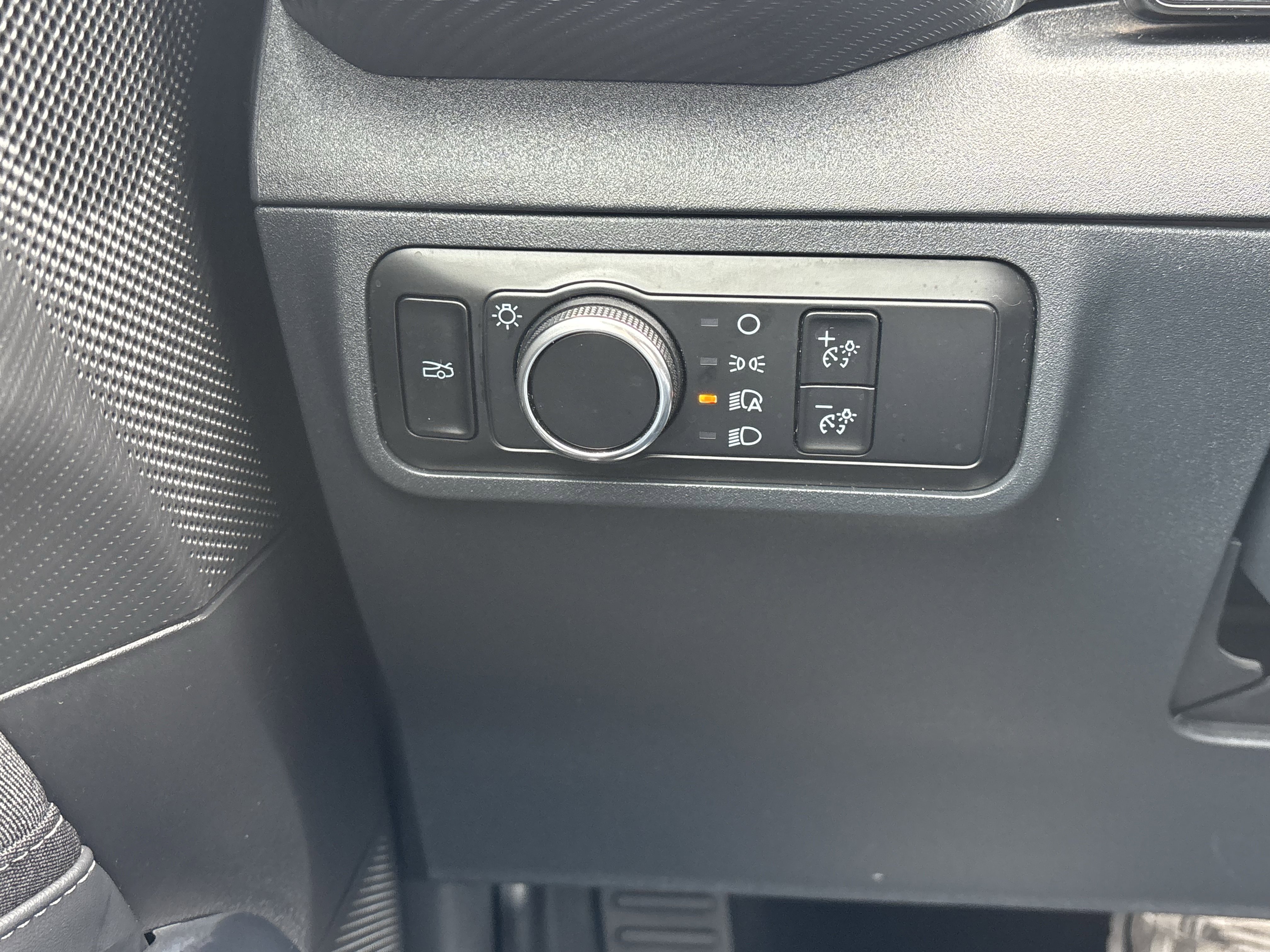 Certified 2025 Ford Mustang Coupe RWD image 25