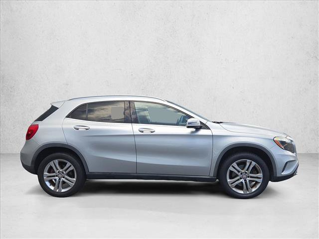 Used 2017 Mercedes-Benz GLA 250 4MATIC image 4