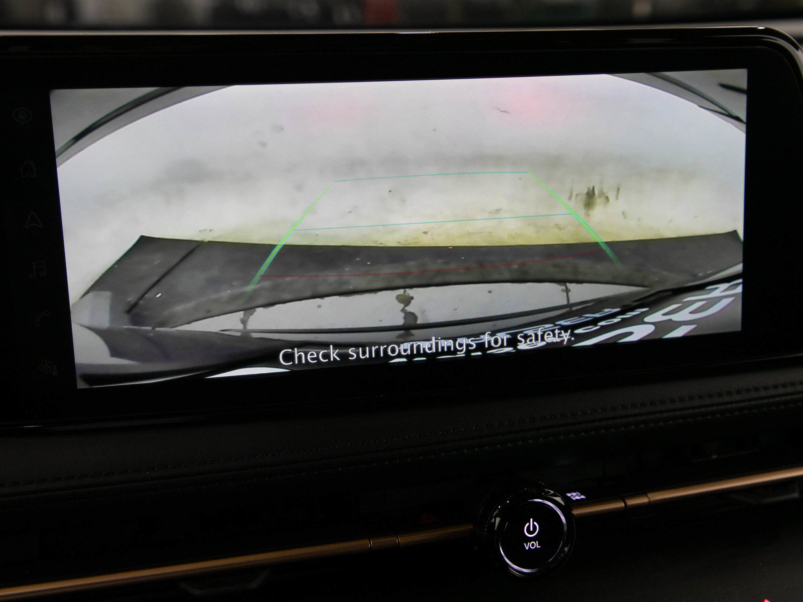 Used 2023 Nissan Ariya FWD image 25