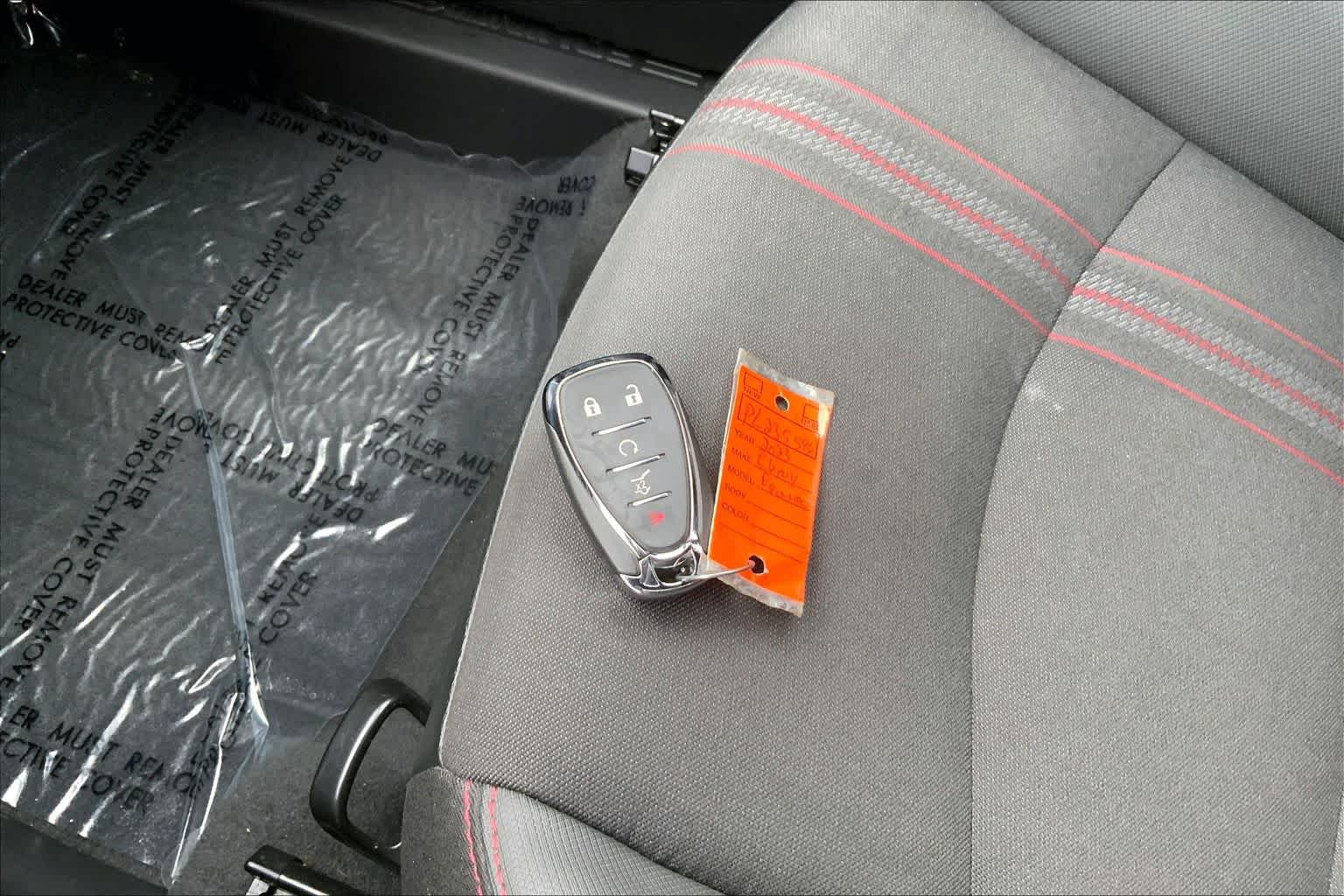Used 2023 Chevrolet Equinox RS FWD image 14