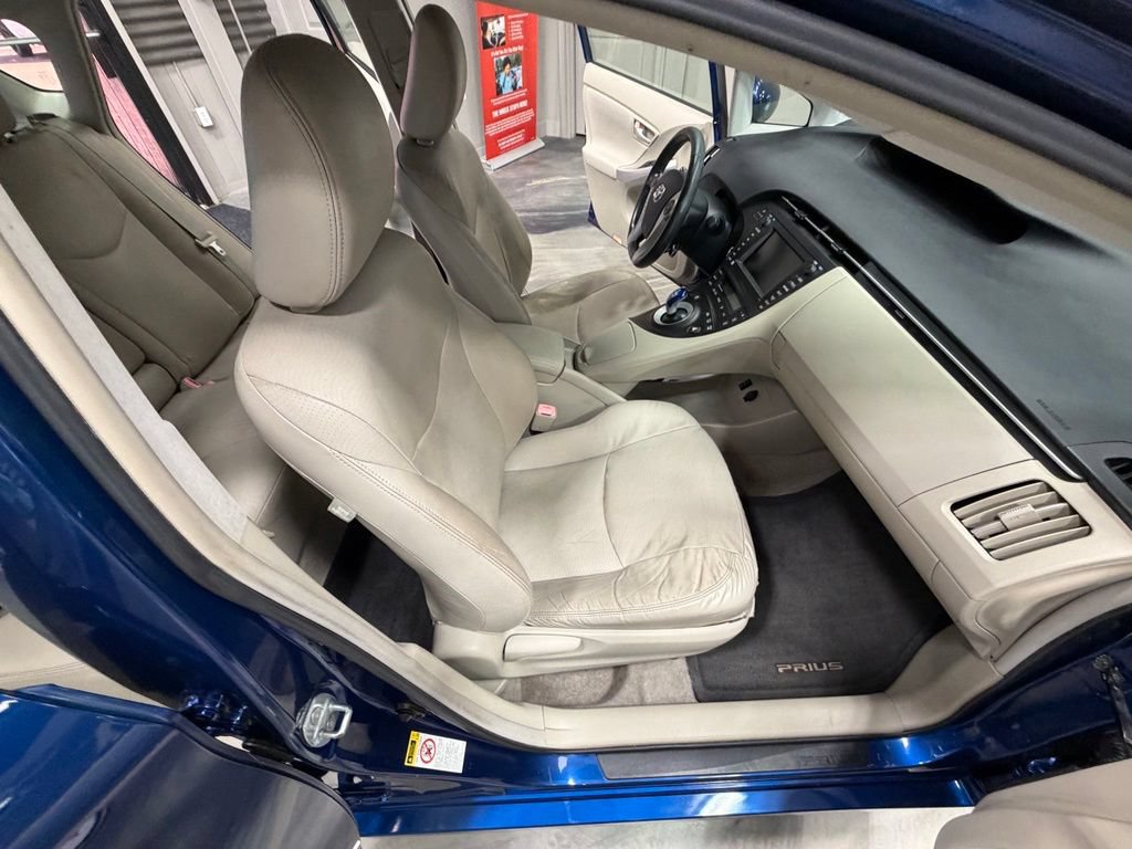 Used 2010 Toyota Prius Five FWD image 38