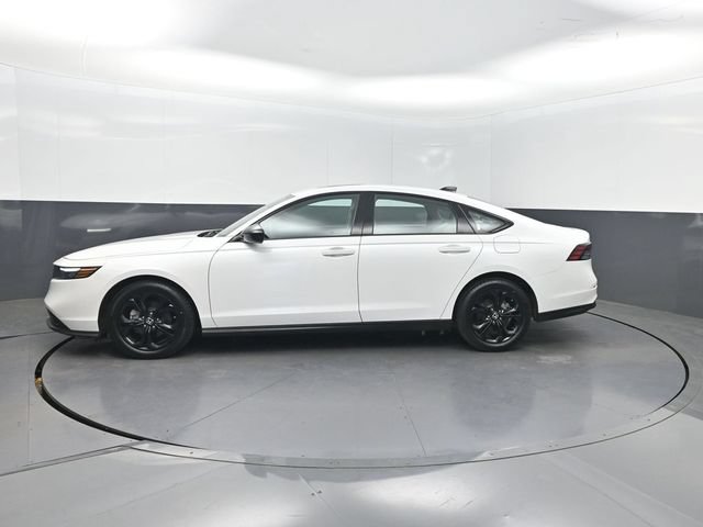 Used 2025 Honda Accord SE image 3