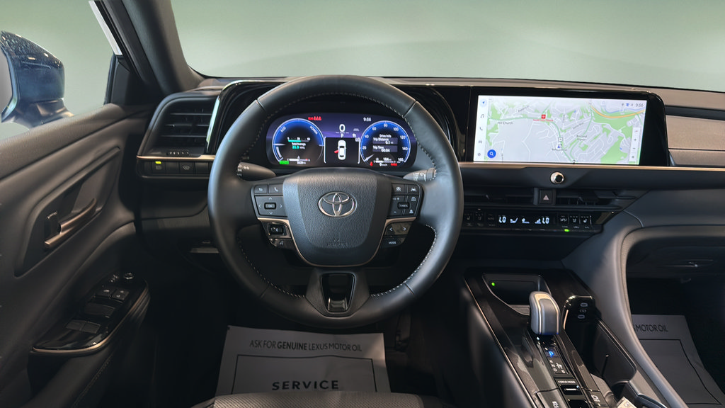 Used 2026 Toyota Crown AWD/4WD image 18