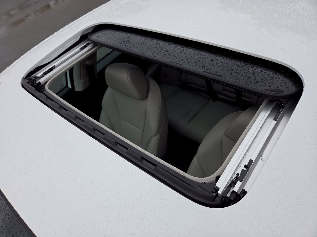 New 2026 Honda Accord EX-L image 3