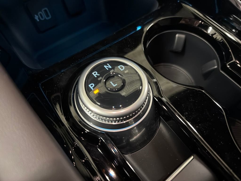 New 2026 Ford Explorer Platinum image 29