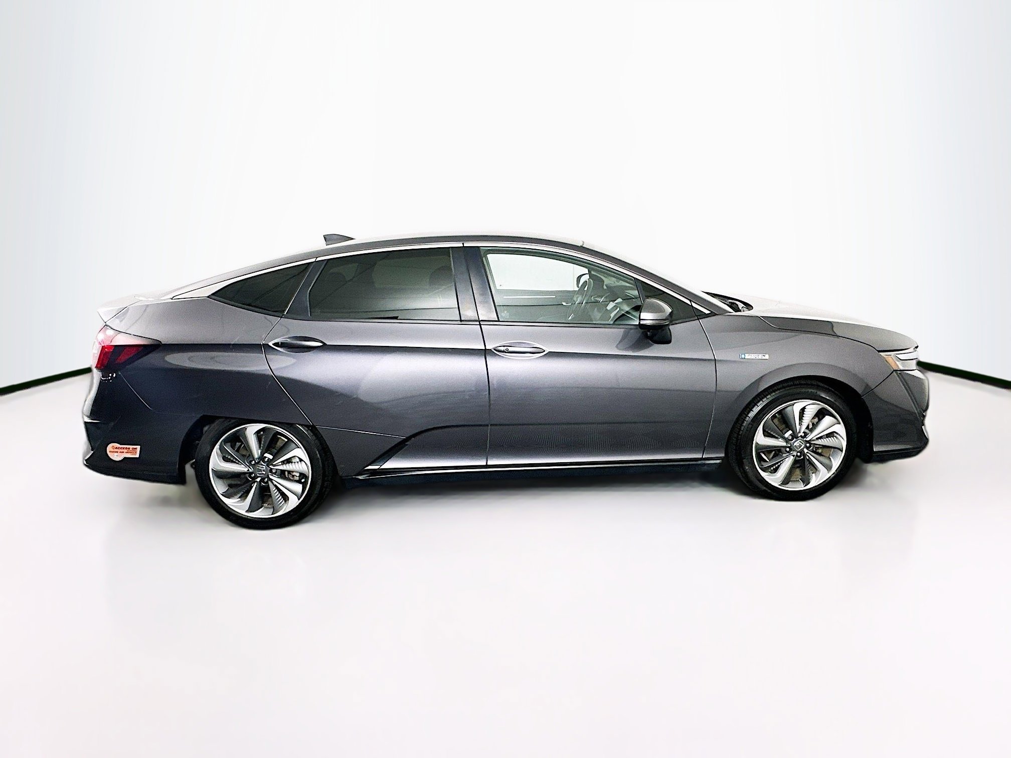 Used 2019 Honda Clarity Touring image 10