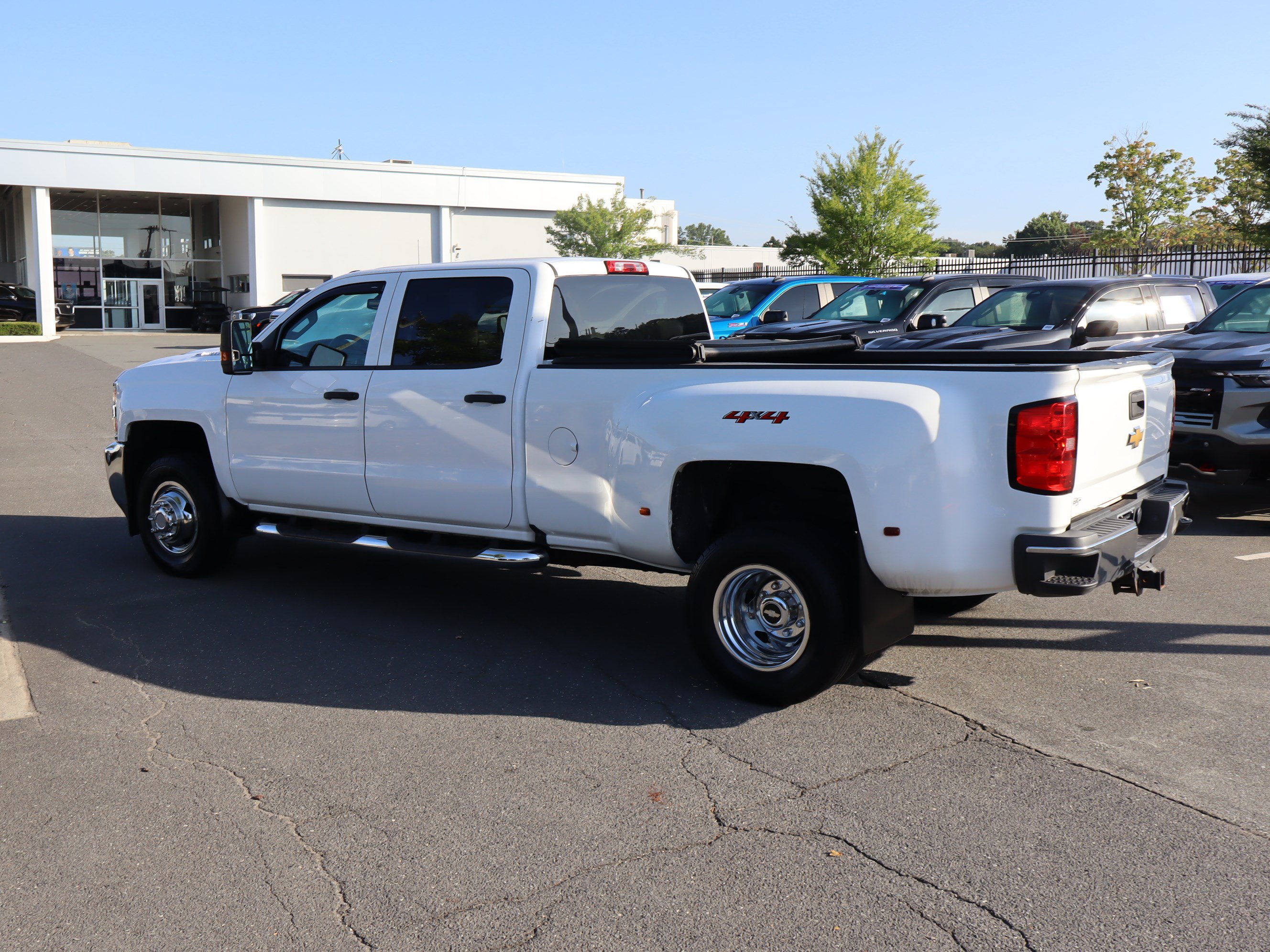 Used 2018 Chevrolet Silverado 3500 W/T w/ WT Fleet Convenience Package AWD/4WD image 9