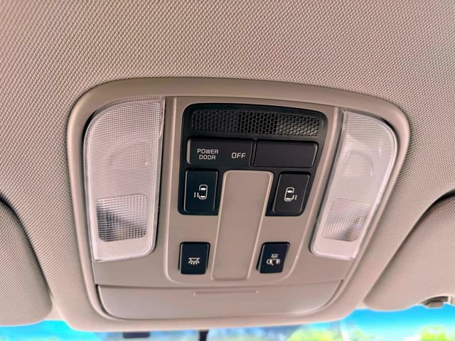 Used 2020 Kia Sedona EX FWD image 33