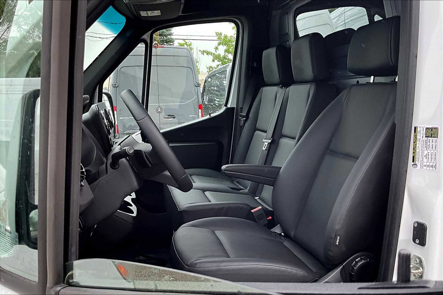 New 2025 Mercedes-Benz Sprinter 2500 image 14