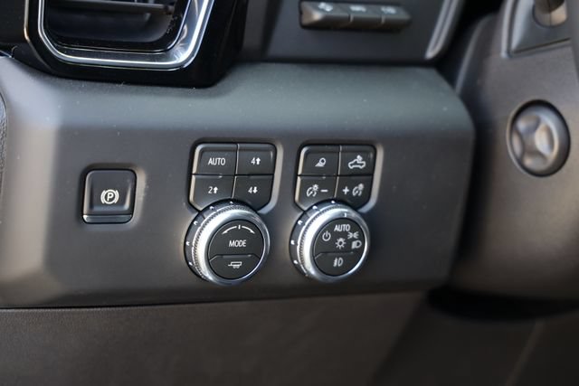 New 2026 GMC Sierra 1500 Denali w/ Technology Package AWD/4WD image 17