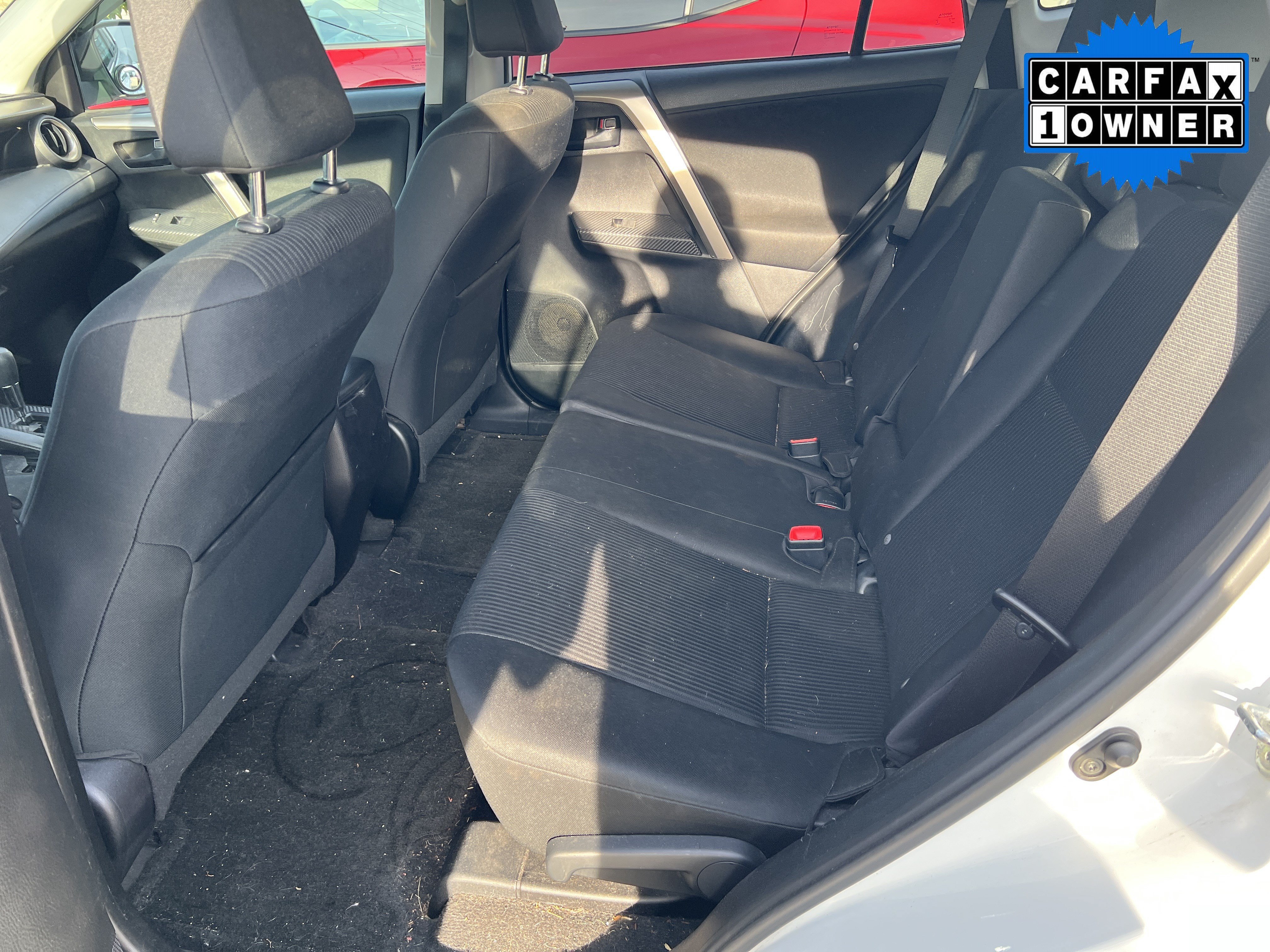 Used 2015 Toyota RAV4 LE AWD/4WD image 11