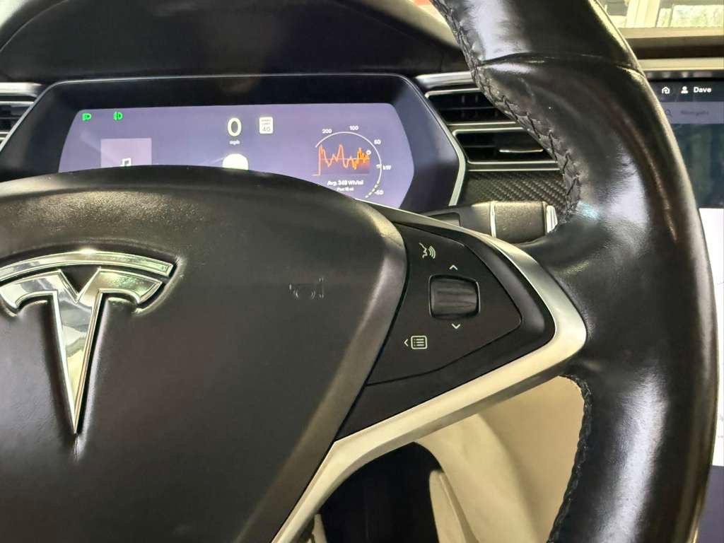 Used 2017 Tesla Model X 75D AWD/4WD image 13