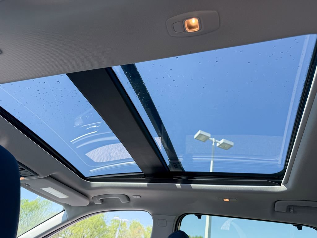 Certified 2026 Nissan Rogue Platinum w/ Platinum Premium Package image 9