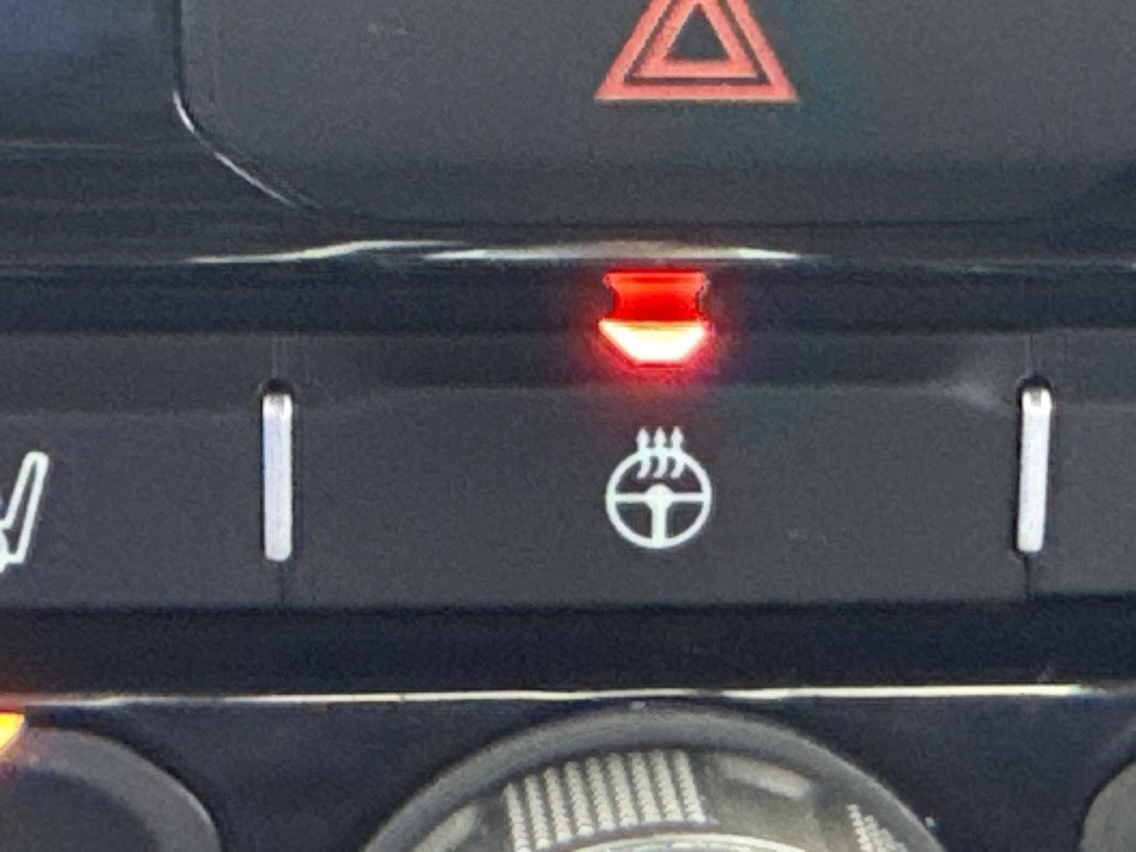 Used 2022 RAM 1500 Big Horn w/ Night Edition AWD/4WD image 23