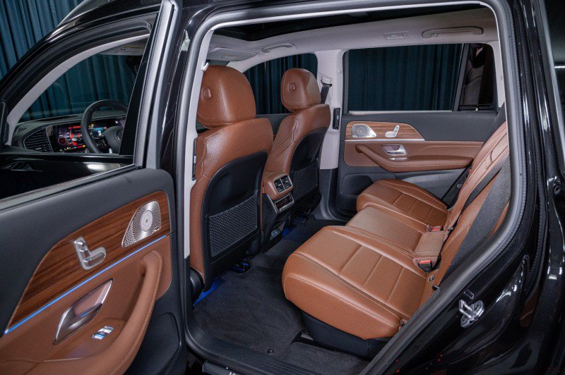 New 2026 Mercedes-Benz GLS 450 4MATIC image 30