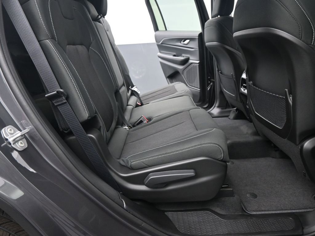 New 2025 Jeep Grand Cherokee L Laredo w/ Luxury Tech Group I image 16