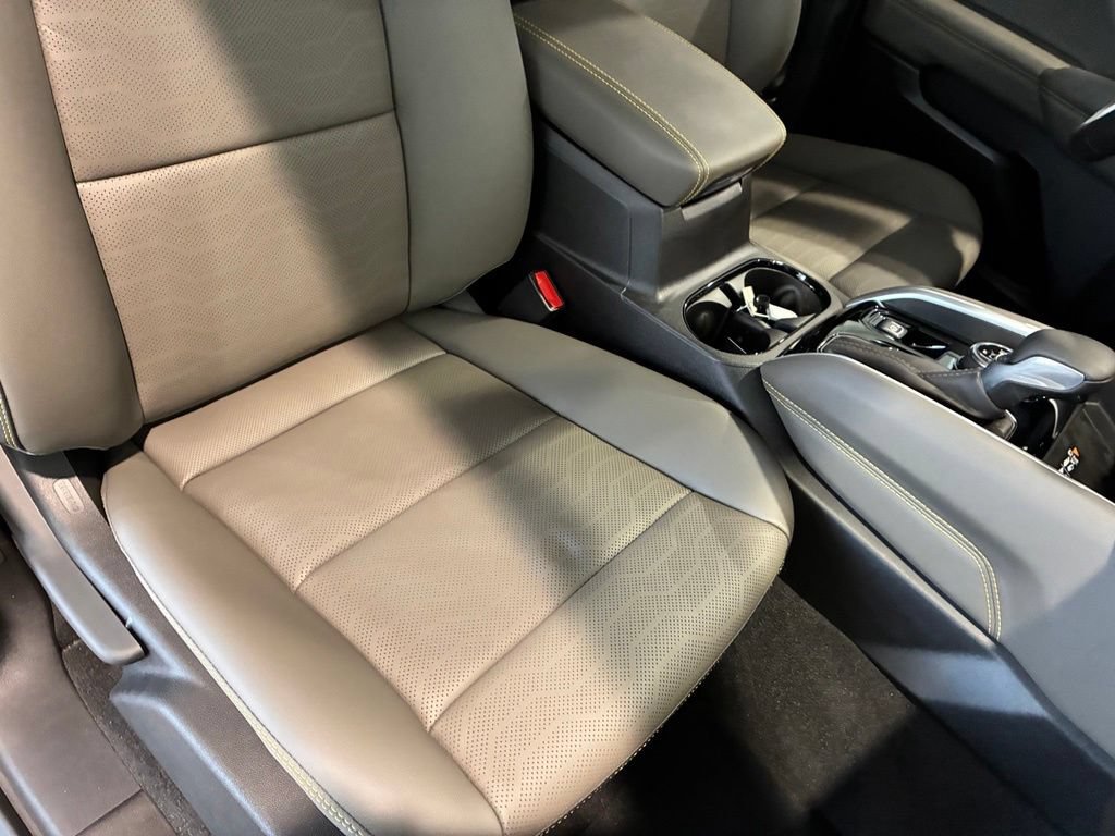 New 2026 Chevrolet Colorado ZR2 AWD/4WD image 29