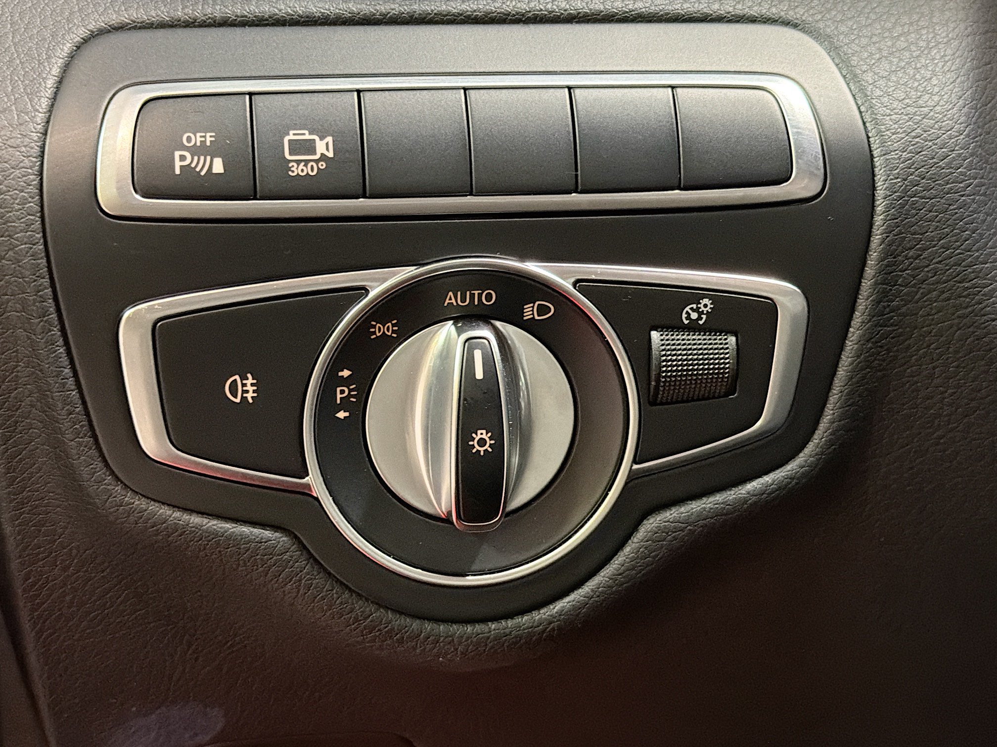 Used 2019 Mercedes-Benz GLC 43 AMG 4MATIC image 34