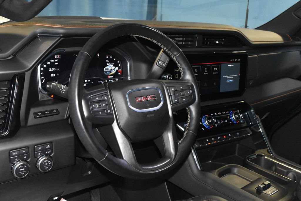Used 2024 GMC Sierra 2500 AT4 w/ AT4 Premium Plus Package AWD/4WD image 2
