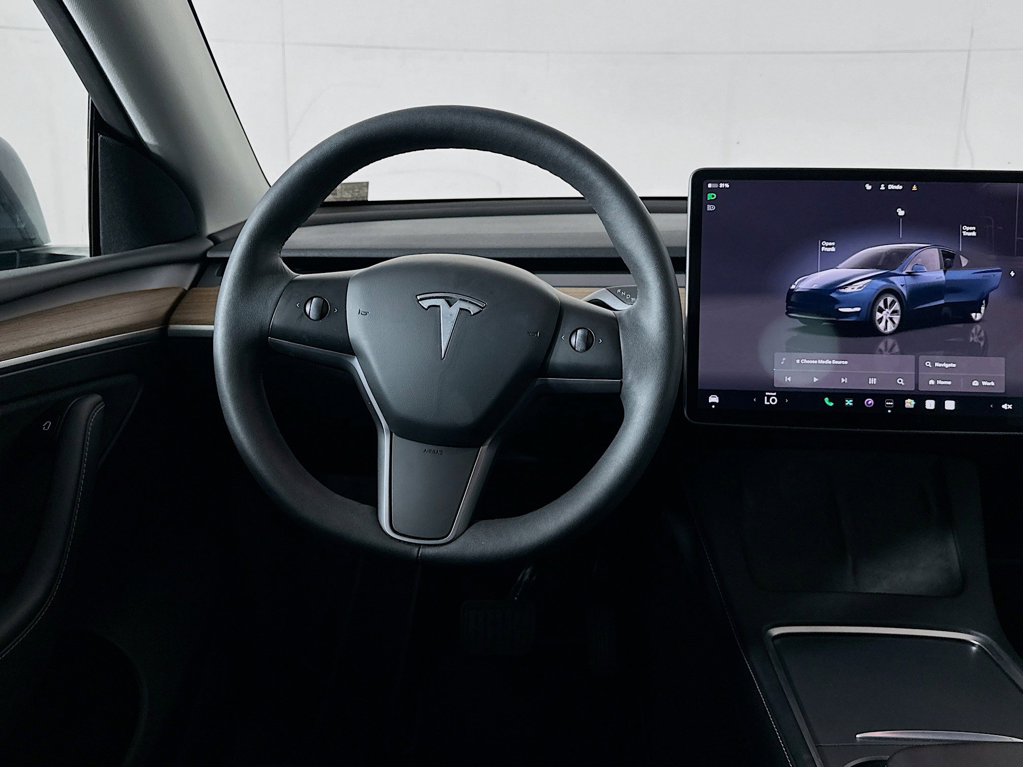 Used 2024 Tesla Model Y Long Range image 17