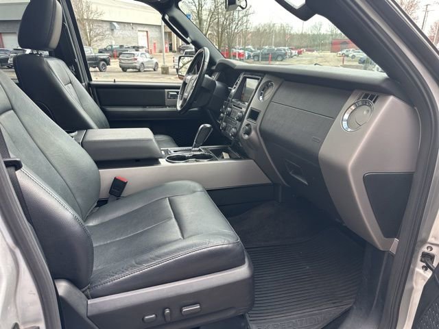 Used 2017 Ford Expedition Limited w/ Equipment Group 301A image 31