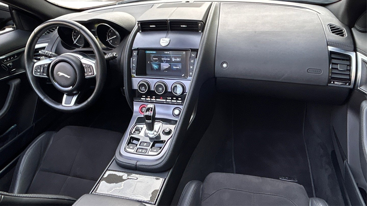 Used 2018 Jaguar F-TYPE Convertible image 37