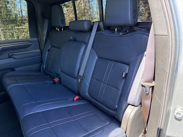 Used 2024 Chevrolet Silverado 2500 High Country w/ Technology Package image 27