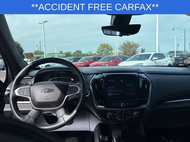 Used 2023 Chevrolet Traverse RS image 23