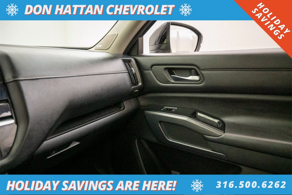 Used 2022 Nissan Pathfinder SL image 15