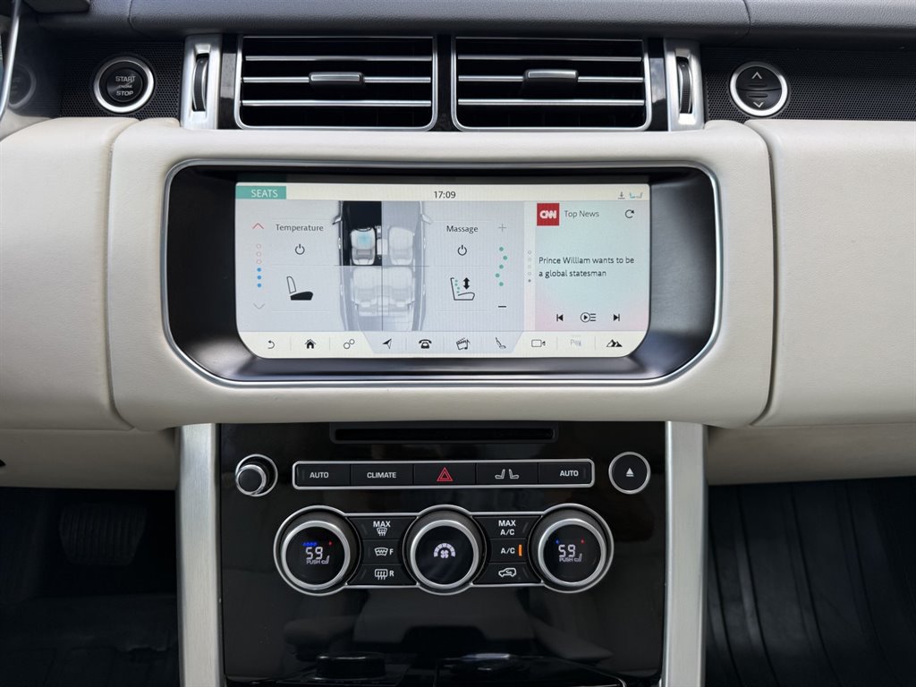 Used 2017 Land Rover Range Rover HSE AWD/4WD image 27