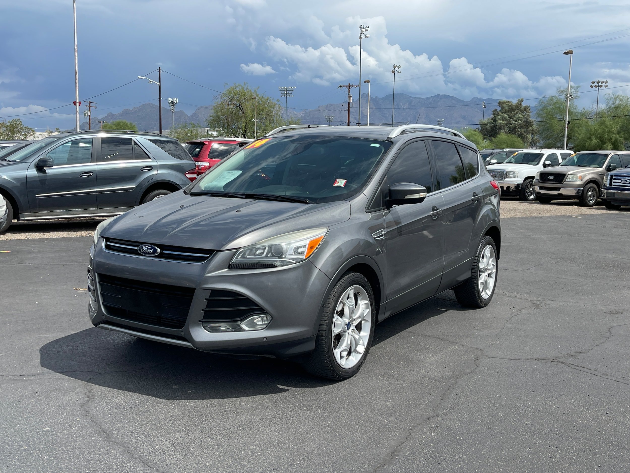 Used 2014 Ford Escape Titanium w/ Equipment Group 401A FWD image 1