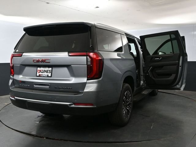 Used 2025 GMC Yukon XL Elevation image 62
