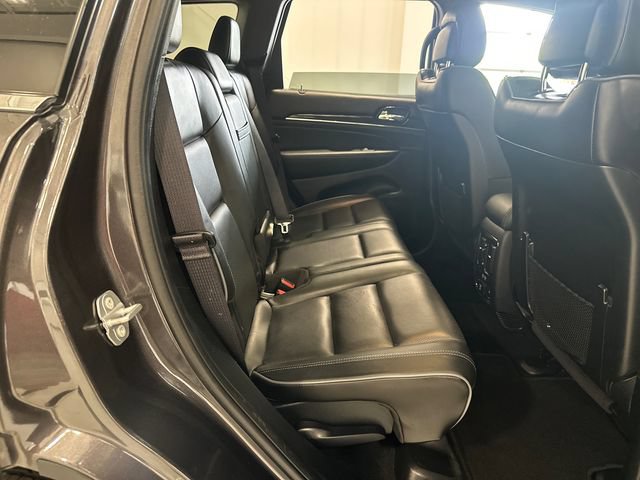 Used 2021 Jeep Grand Cherokee Overland AWD/4WD image 31