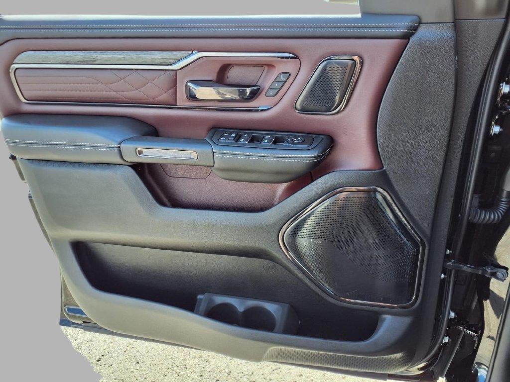 Used 2026 RAM 1500 Limited AWD/4WD image 19