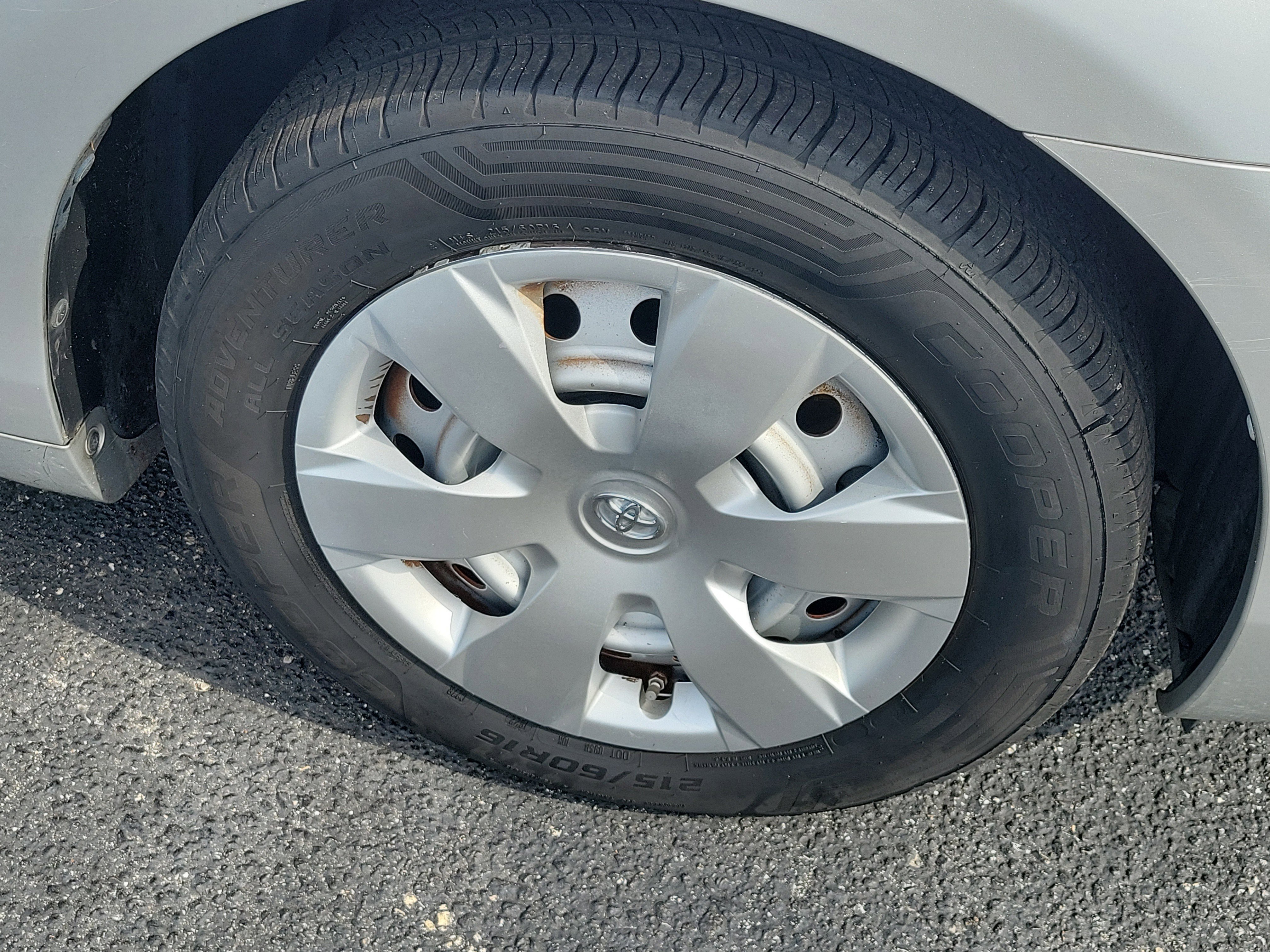 Used 2009 Toyota Camry SE FWD image 8