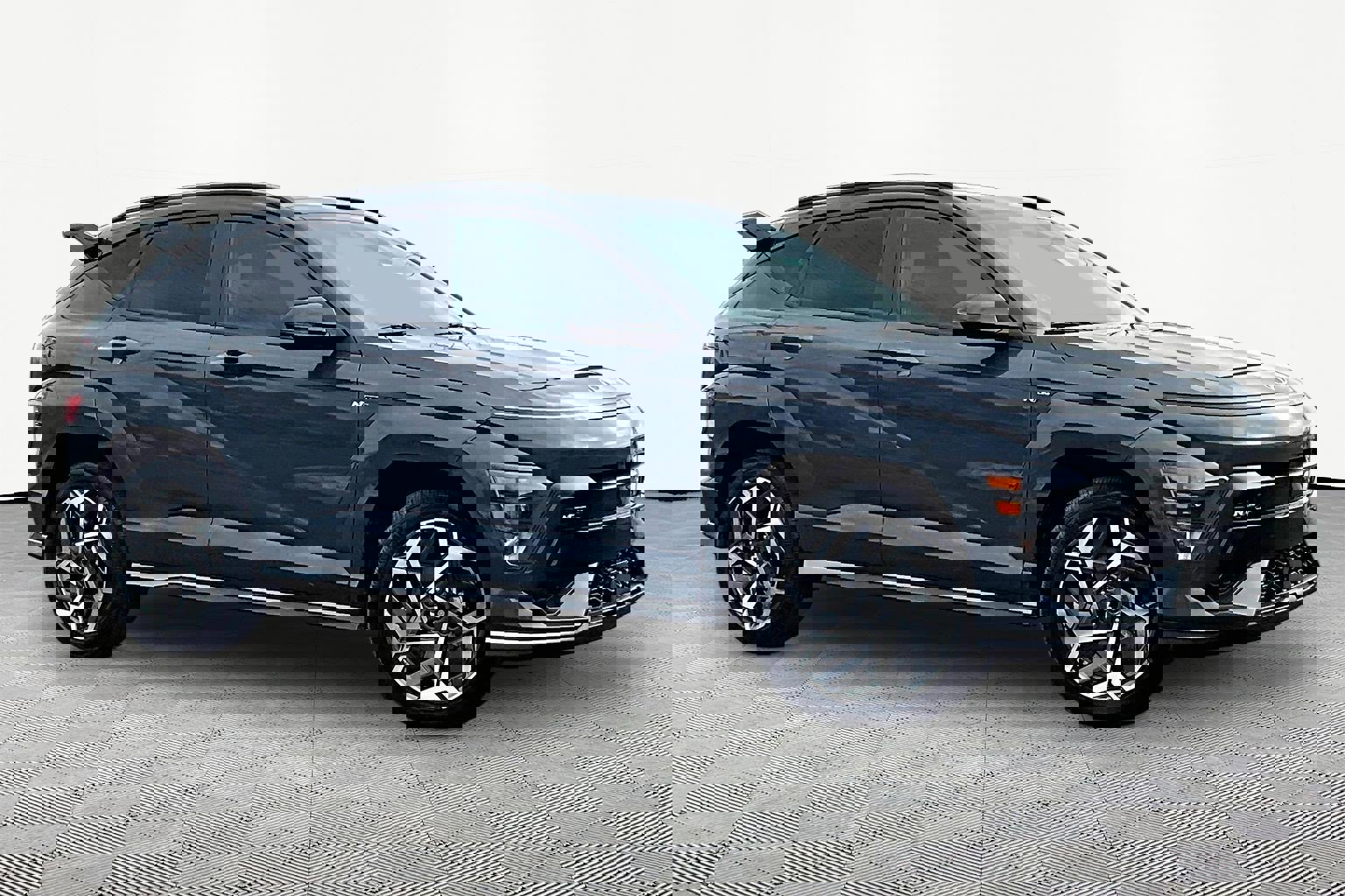 Used 2024 Hyundai Kona N Line image 3