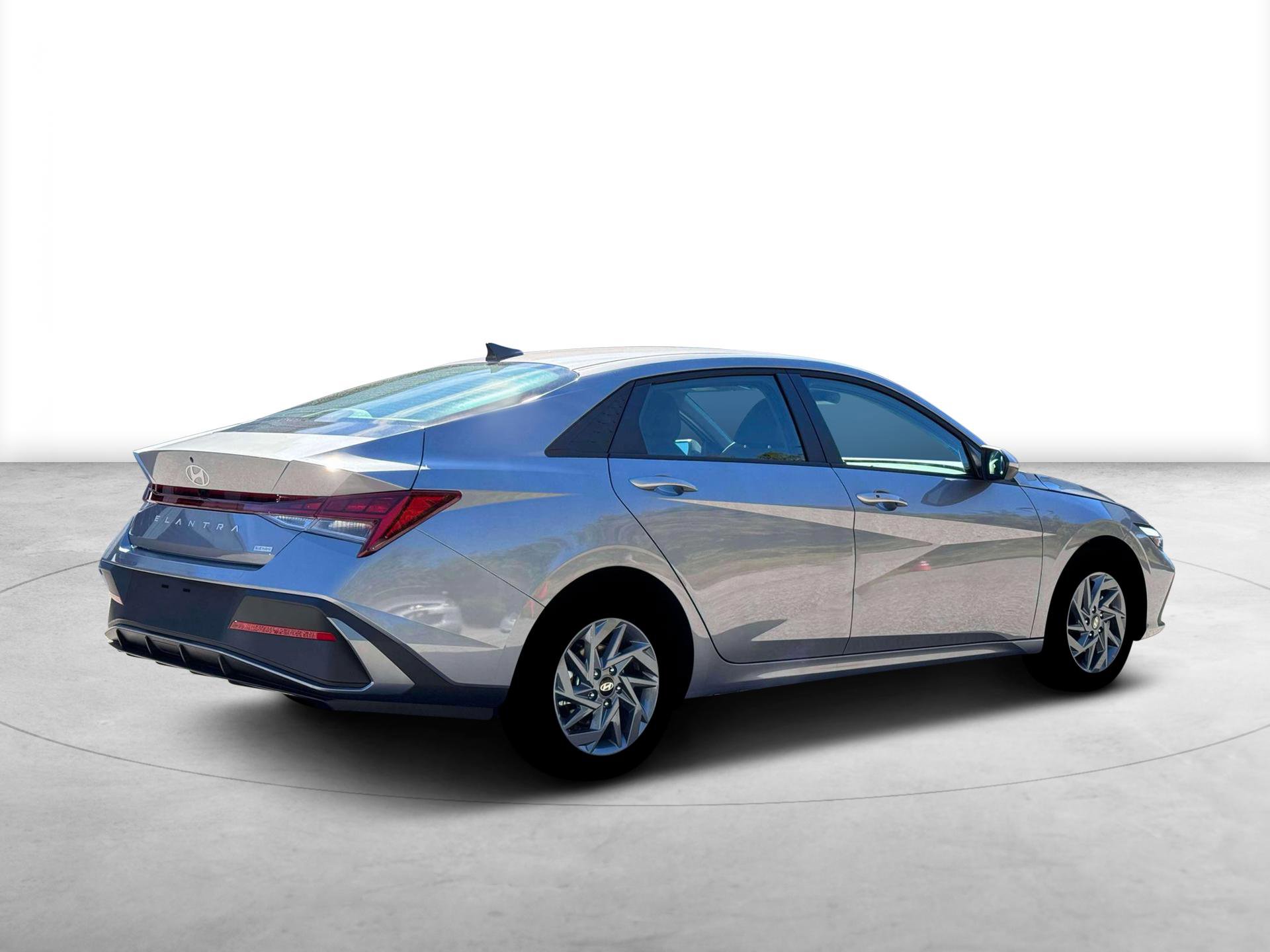 New 2026 Hyundai Elantra Blue image 8