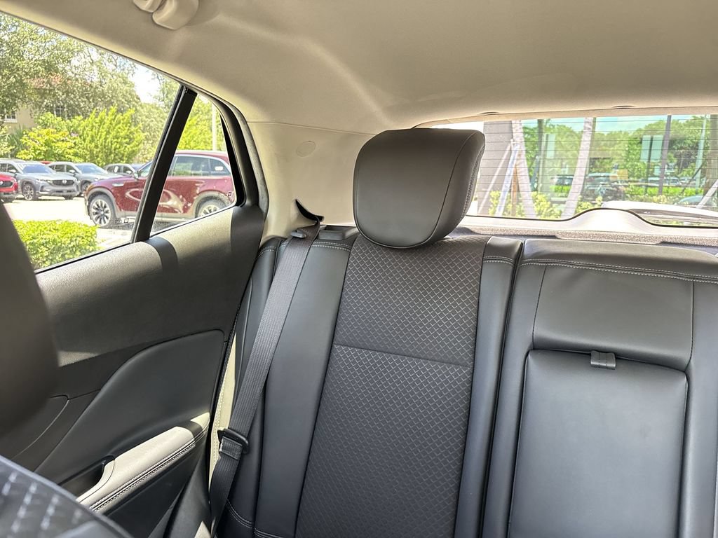 Used 2021 Buick Encore Preferred w/ Safety Package FWD image 17