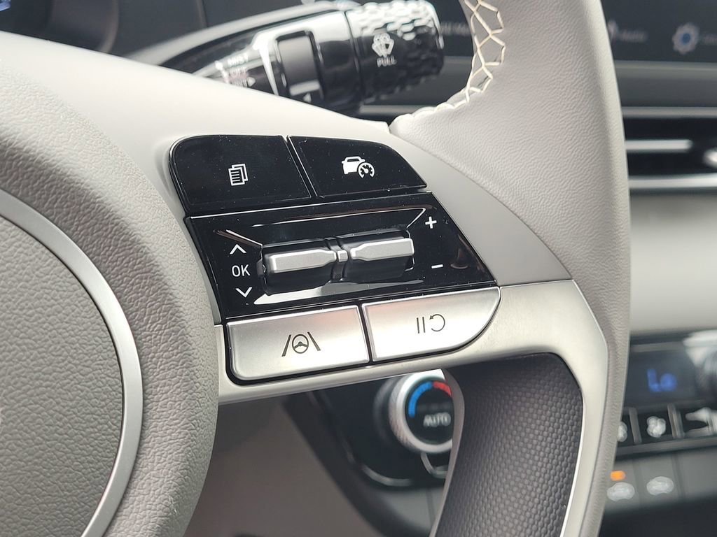New 2026 Hyundai Elantra Sport image 17