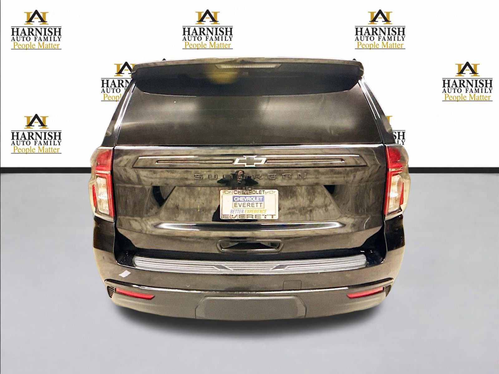 Used 2023 Chevrolet Suburban Z71 w/ Luxury Package image 7