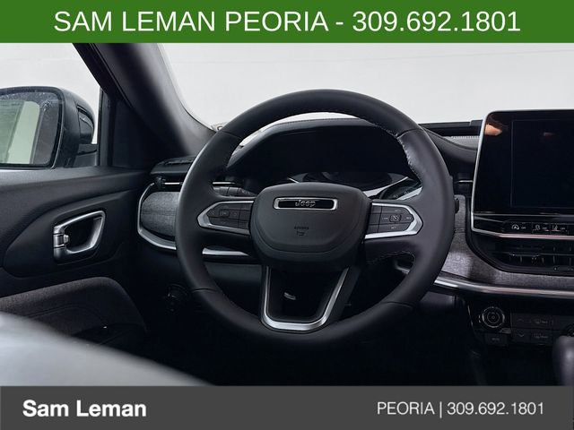 New 2026 Jeep Compass Latitude image 11