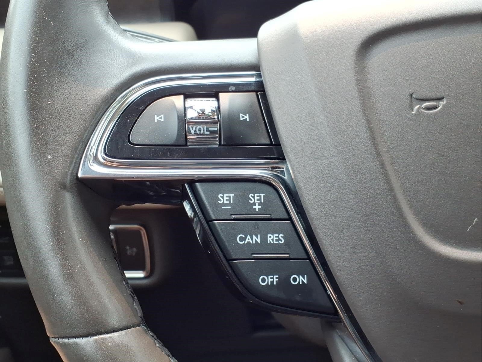 Used 2021 Lincoln Nautilus Reserve AWD/4WD image 21