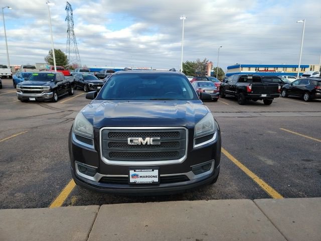 Used 2015 GMC Acadia SLE image 2